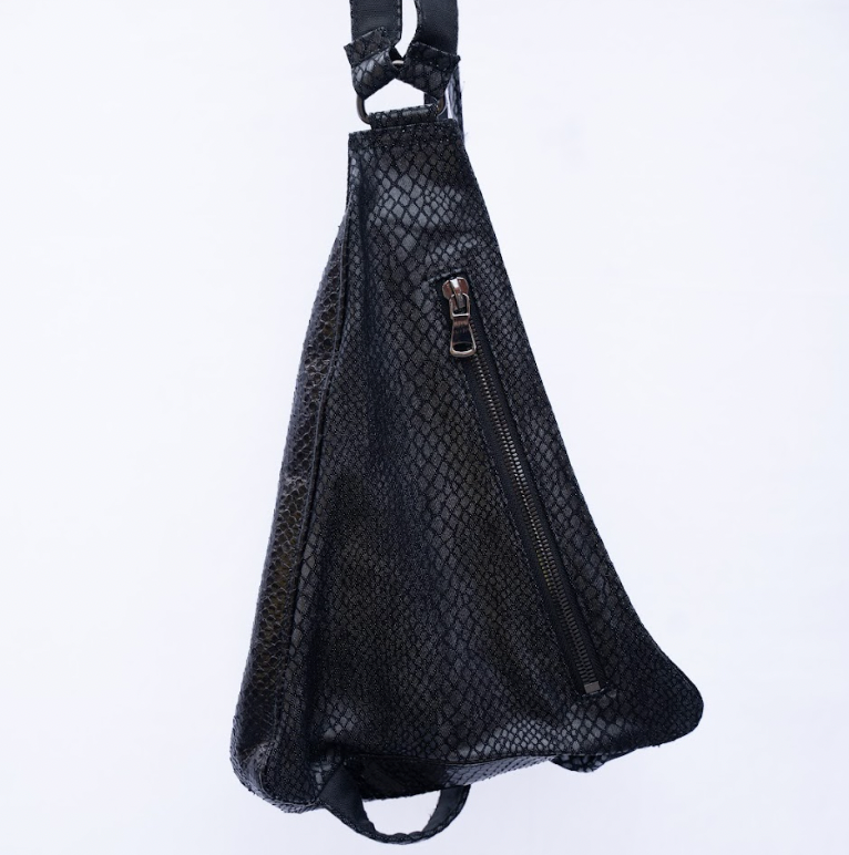 Dark Blue / Black Jean Antiqued Vein Accented